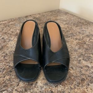 Liz Claiborne Sip On Shoes Size 8.5